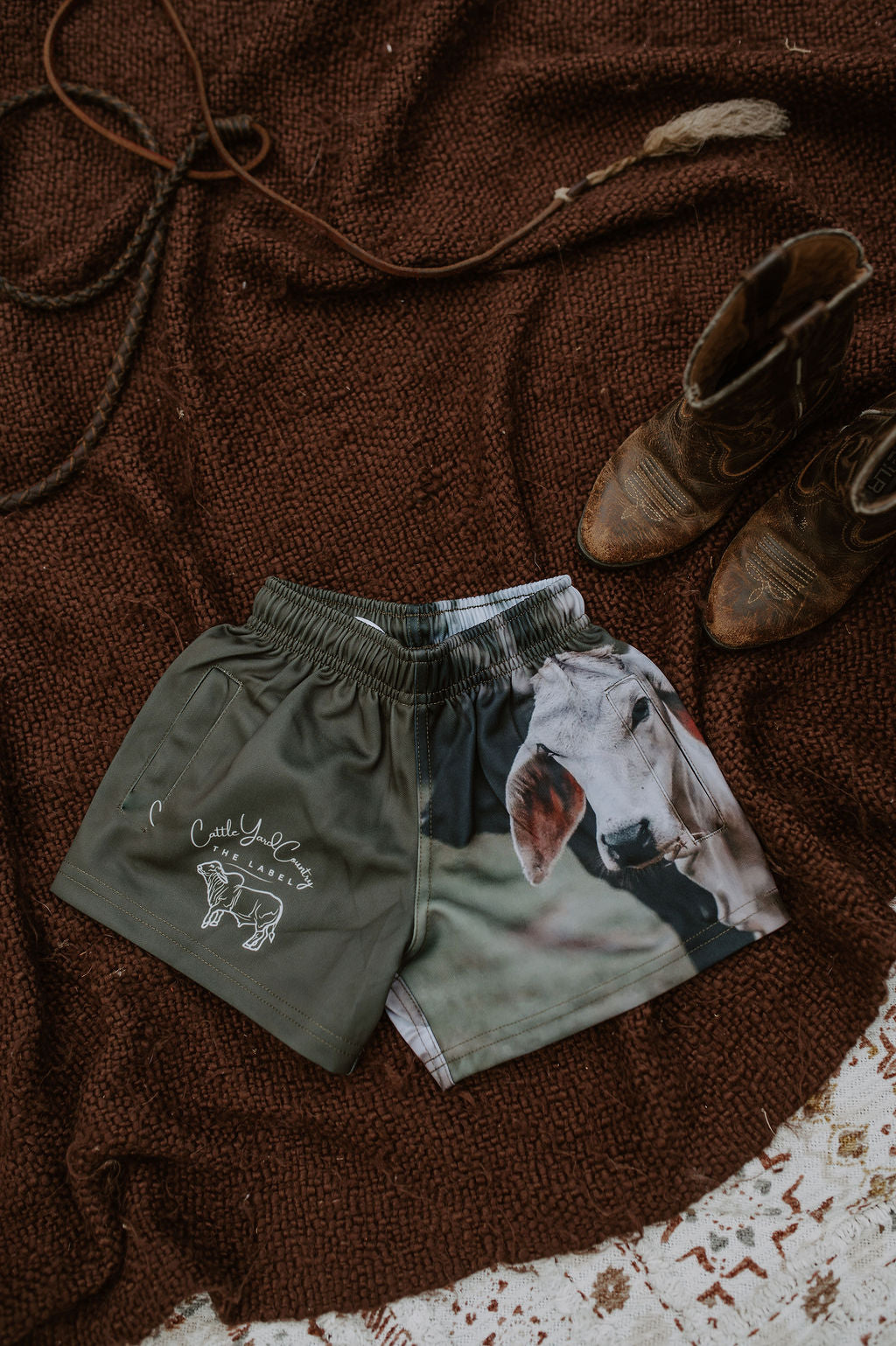 Brahman calf salt & pepper shorts